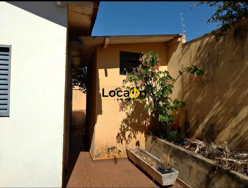Casa com 3 quartos à venda, 149m2 em Adelino Simioni, Ribeirao Preto - SP - imagem 5 Foto 5 de Casa com 3 quartos à venda, 149m2 em Adelino Simioni, Ribeirao Preto - SP