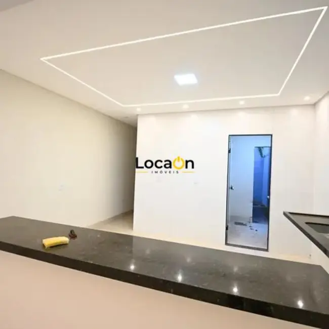 Foto 3 de Casa com 2 quartos para alugar, 114m2 em Residencial Santa Fé I, Goiania - GO