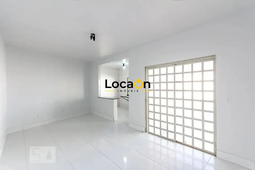 Foto 4 de Casa com 2 quartos para alugar, 114m2 em Residencial Santa Fé I, Goiania - GO