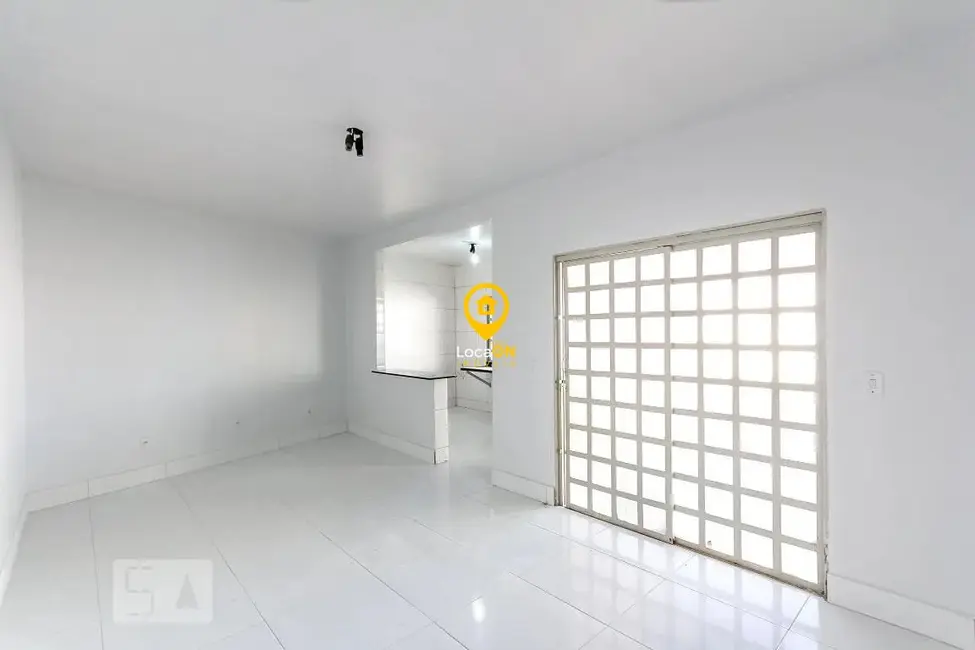 Foto 4 de Casa com 2 quartos para alugar, 114m2 em Residencial Santa Fé I, Goiania - GO