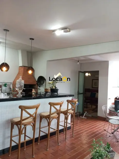 Cobertura com 4 quartos para alugar, 240m2 em República, Ribeirao Preto - SP - imagem 3 Foto 3 de Cobertura com 4 quartos para alugar, 240m2 em República, Ribeirao Preto - SP