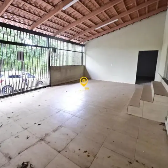 Foto 2 de Casa com 3 quartos para alugar, 270m2 em Residencial Jardim Leblon, Goiania - GO