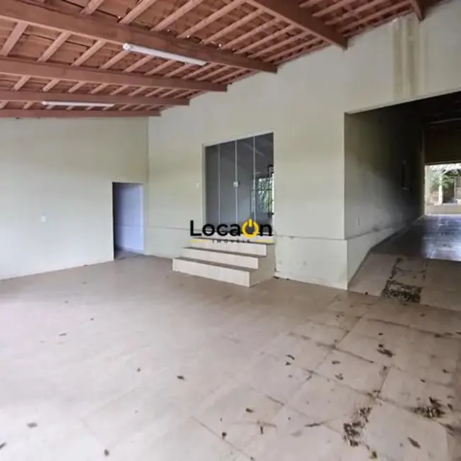 Foto 1 de Casa com 3 quartos para alugar, 270m2 em Residencial Jardim Leblon, Goiania - GO