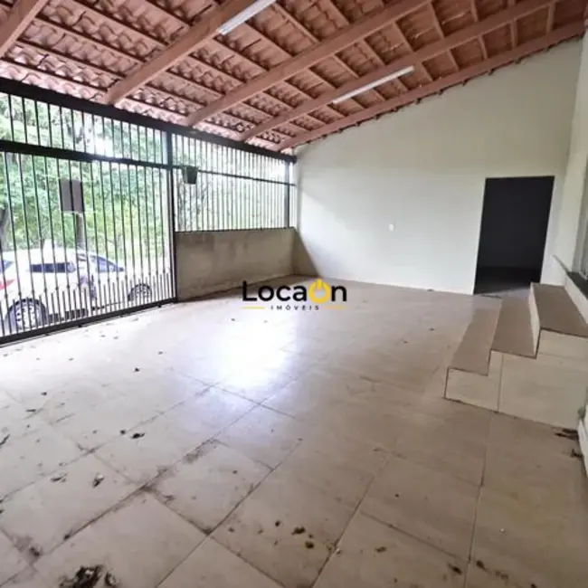Foto 2 de Casa com 3 quartos para alugar, 270m2 em Residencial Jardim Leblon, Goiania - GO