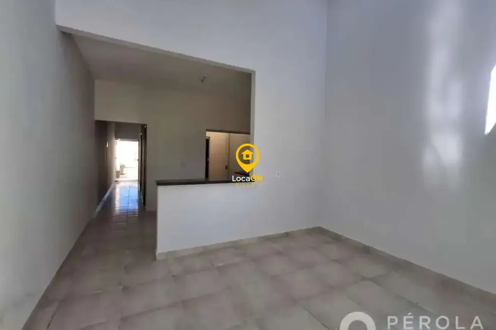 Foto 2 de Casa com 3 quartos para alugar, 83m2 em Residencial Itaipu, Goiania - GO