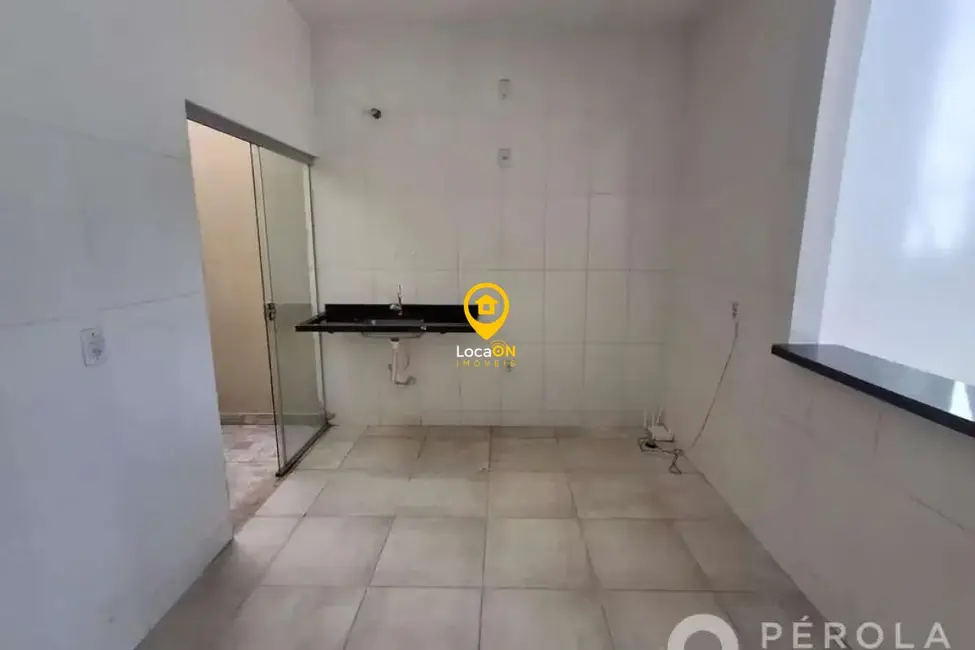 Foto 3 de Casa com 3 quartos para alugar, 83m2 em Residencial Itaipu, Goiania - GO