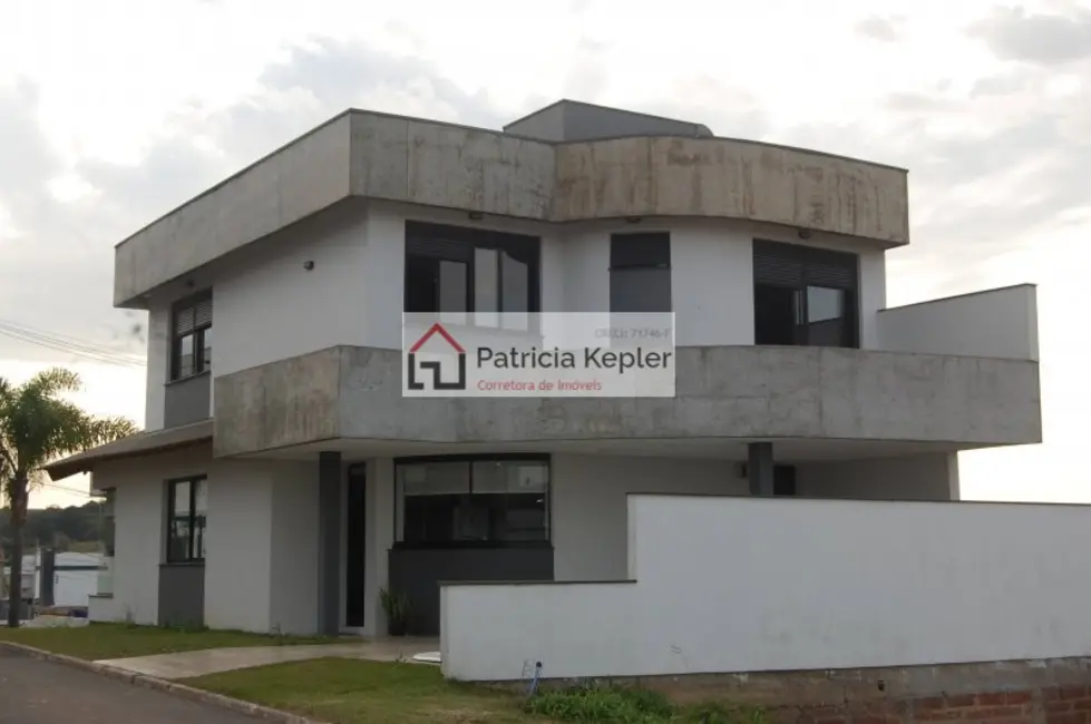 Foto 1 de Casa de Condomínio com 3 quartos à venda, 180m2 em Mário Quintana, Porto Alegre - RS