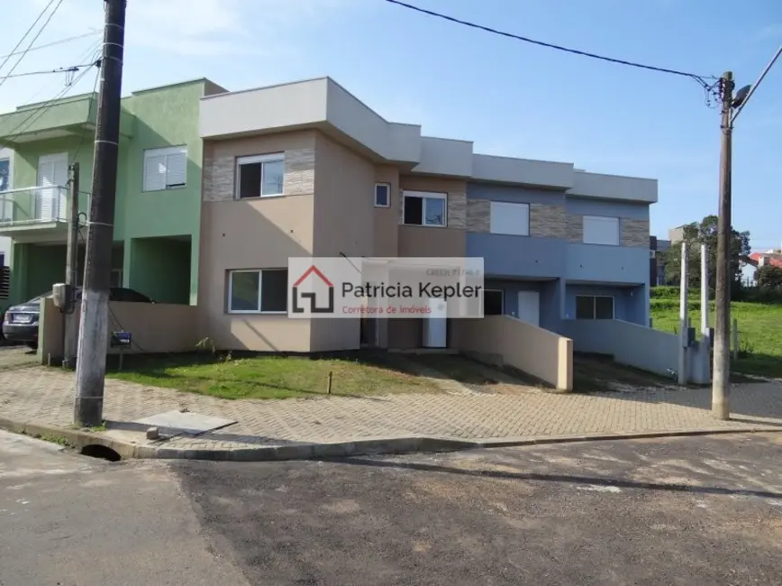 Foto 1 de Sobrado com 3 quartos à venda, 112m2 em Mário Quintana, Porto Alegre - RS