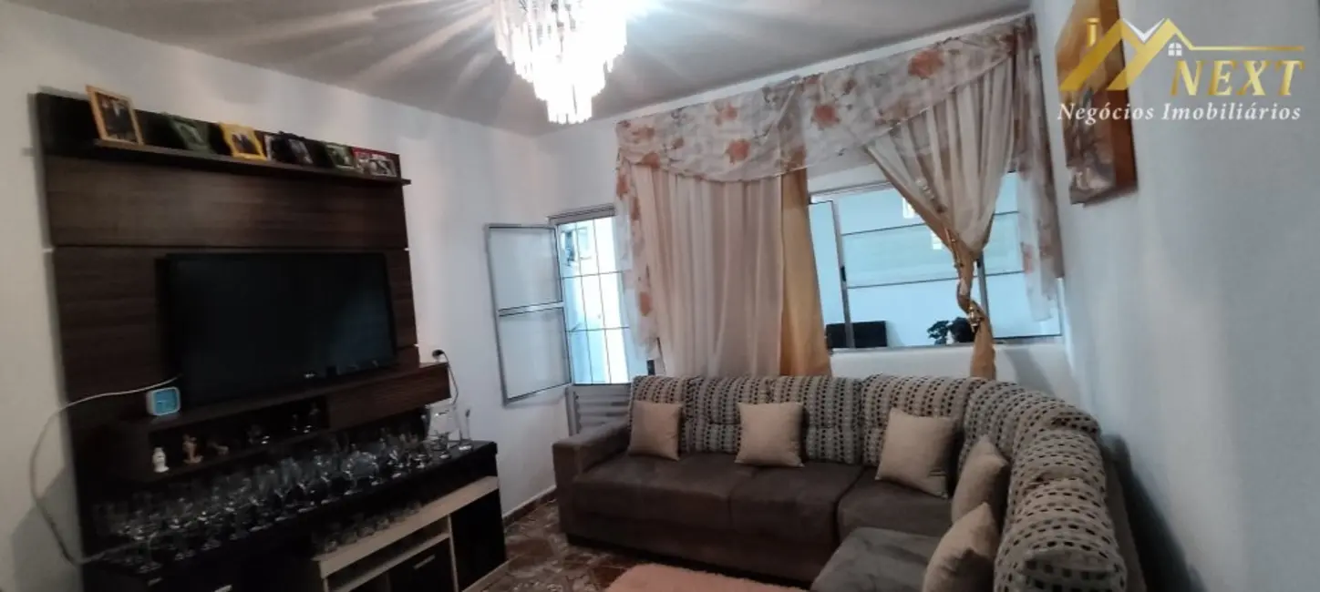 Foto 2 de Chácara com 3 quartos à venda, 149m2 em Parque Mira Flores, Itapevi - SP