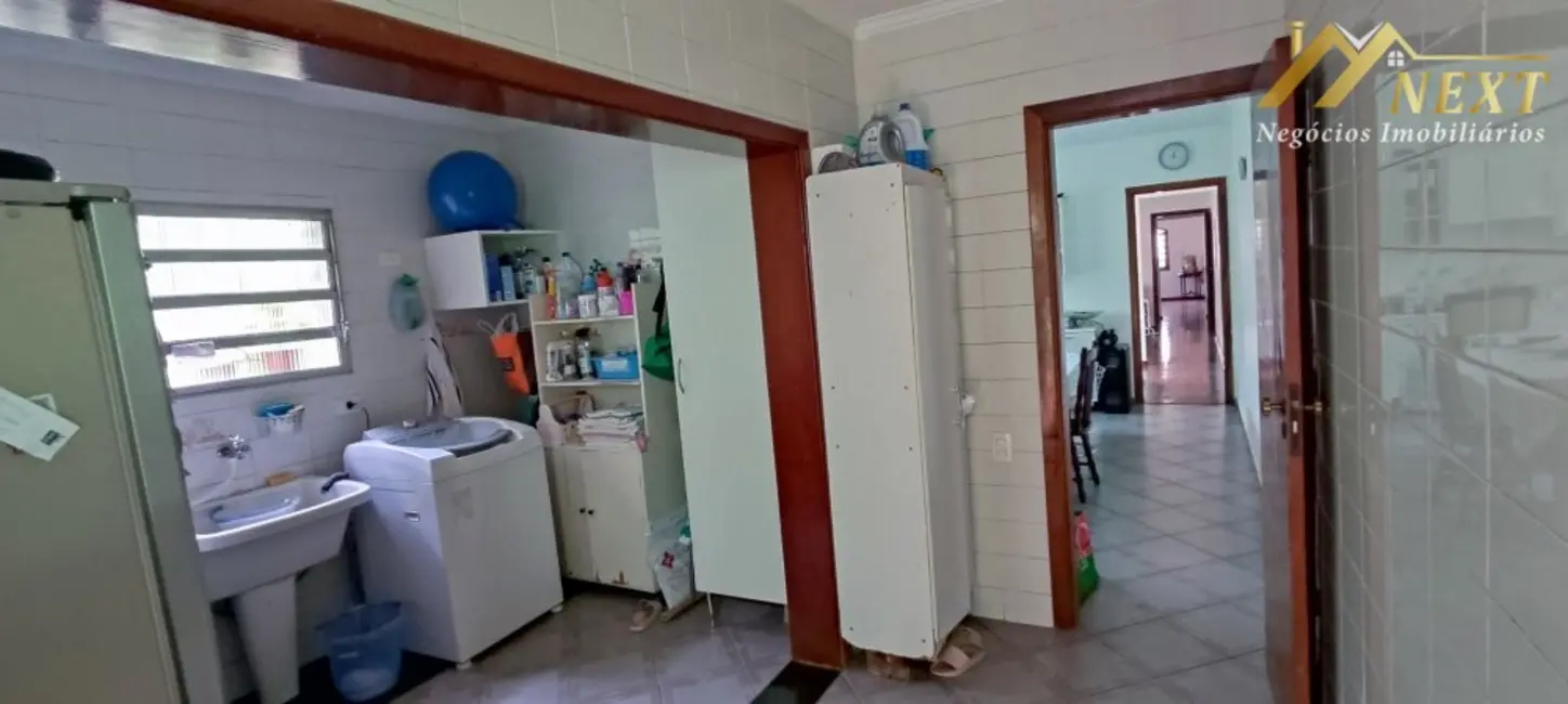 Sobrado com 4 quartos à venda, 288m2 em Vila Anglo Brasileira, São Paulo - SP - imagem 9 Foto 9 de Sobrado com 4 quartos à venda, 288m2 em Vila Anglo Brasileira, São Paulo - SP