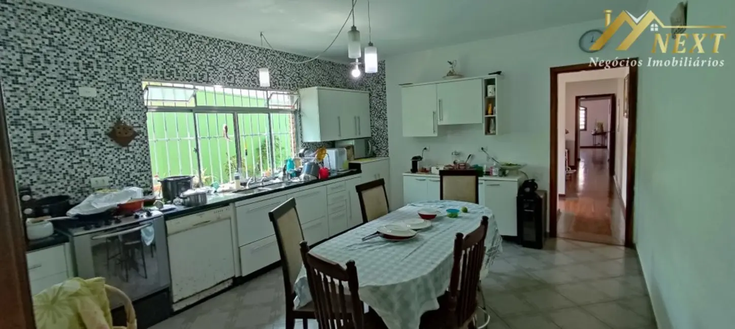 Sobrado com 4 quartos à venda, 288m2 em Vila Anglo Brasileira, São Paulo - SP - imagem 7 Foto 7 de Sobrado com 4 quartos à venda, 288m2 em Vila Anglo Brasileira, São Paulo - SP