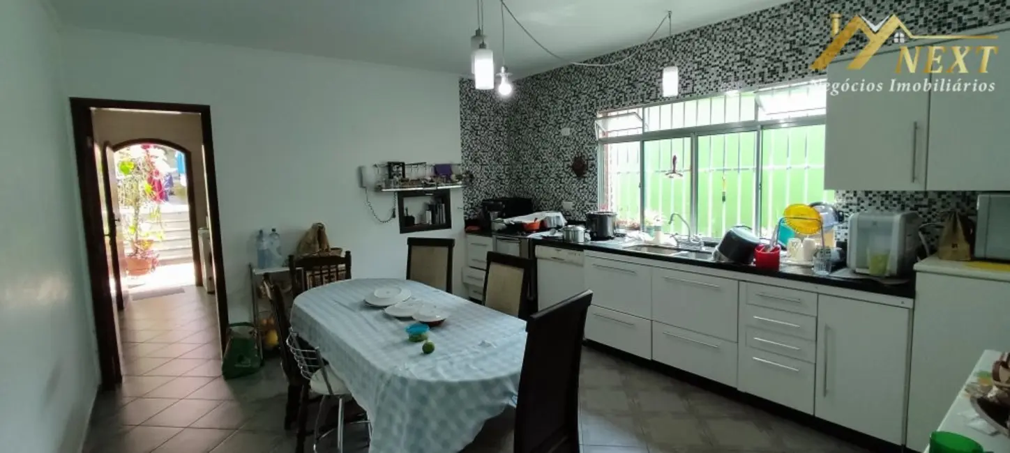 Sobrado com 4 quartos à venda, 288m2 em Vila Anglo Brasileira, São Paulo - SP - imagem 6 Foto 6 de Sobrado com 4 quartos à venda, 288m2 em Vila Anglo Brasileira, São Paulo - SP