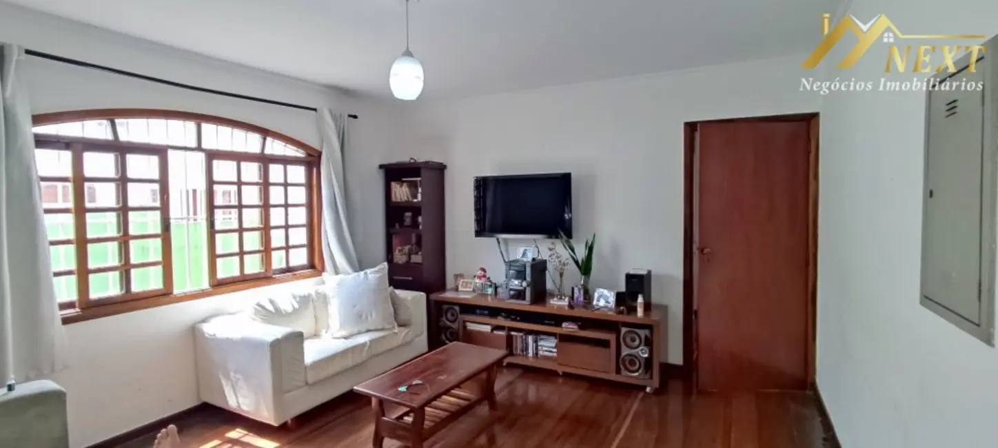 Sobrado com 4 quartos à venda, 288m2 em Vila Anglo Brasileira, São Paulo - SP - imagem 3 Foto 3 de Sobrado com 4 quartos à venda, 288m2 em Vila Anglo Brasileira, São Paulo - SP