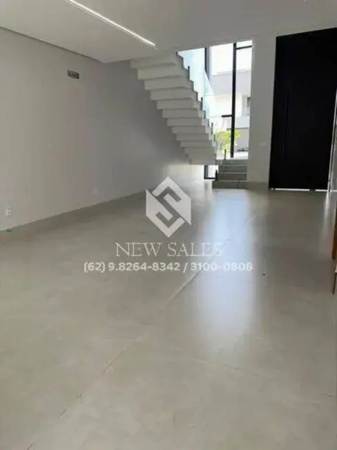 Casa de Condomínio com 4 quartos à venda, 223m2 em Senador Canedo - GO - imagem 8 Foto 8 de Casa de Condomínio com 4 quartos à venda, 223m2 em Senador Canedo - GO