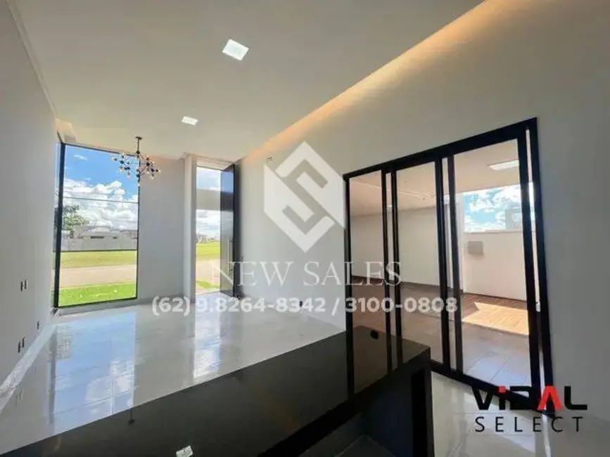 Casa de Condomínio com 3 quartos à venda, 153m2 em Senador Canedo - GO - imagem 5 Foto 5 de Casa de Condomínio com 3 quartos à venda, 153m2 em Senador Canedo - GO