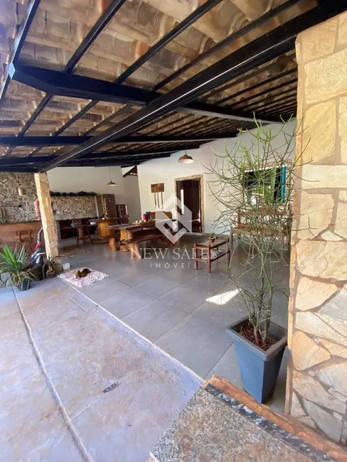 Foto 2 de Casa com 2 quartos à venda, 500m2 em Privê Residencial Elza Fronza, Goiania - GO