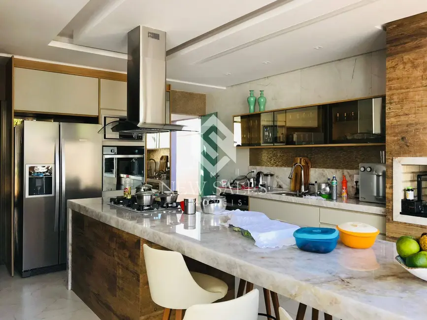 Foto 5 de Casa de Condomínio com 4 quartos à venda, 387m2 em Jardins Madri, Goiania - GO