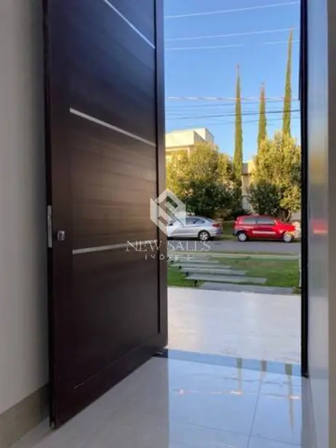 Casa com 3 quartos à venda, 377m2 em Jardins Lisboa, Goiania - GO - imagem 3 Foto 3 de Casa com 3 quartos à venda, 377m2 em Jardins Lisboa, Goiania - GO