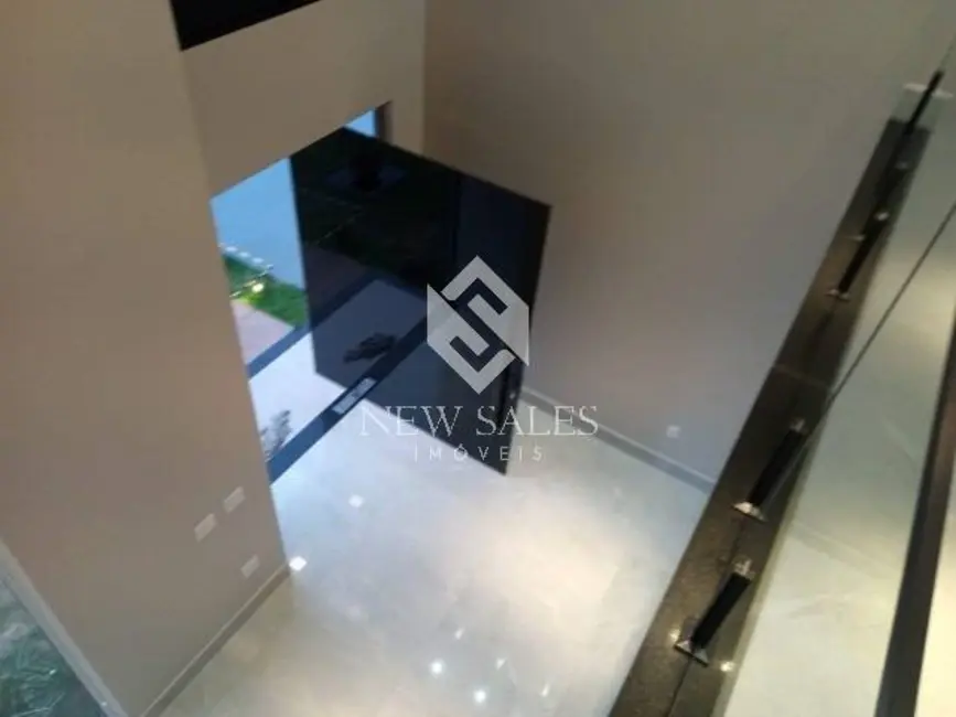 Casa com 4 quartos à venda, 360m2 em Senador Canedo - GO - imagem 4 Foto 4 de Casa com 4 quartos à venda, 360m2 em Senador Canedo - GO