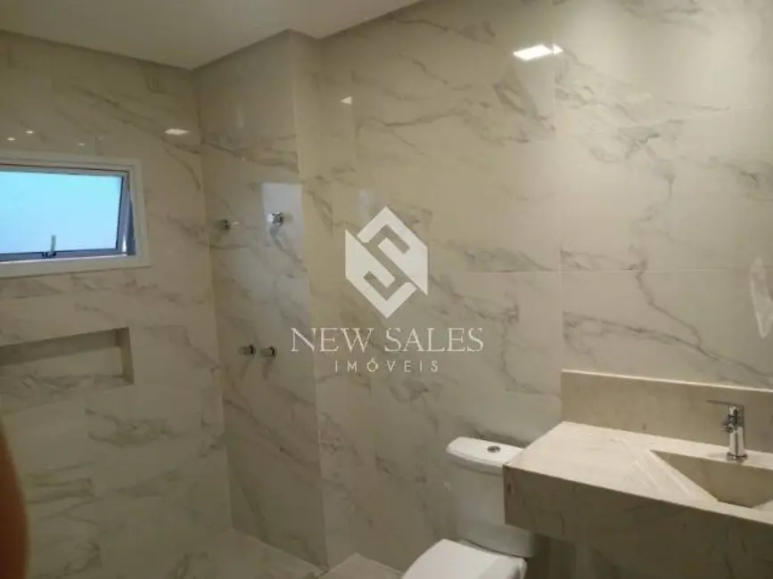 Casa com 4 quartos à venda, 360m2 em Senador Canedo - GO - imagem 6 Foto 6 de Casa com 4 quartos à venda, 360m2 em Senador Canedo - GO