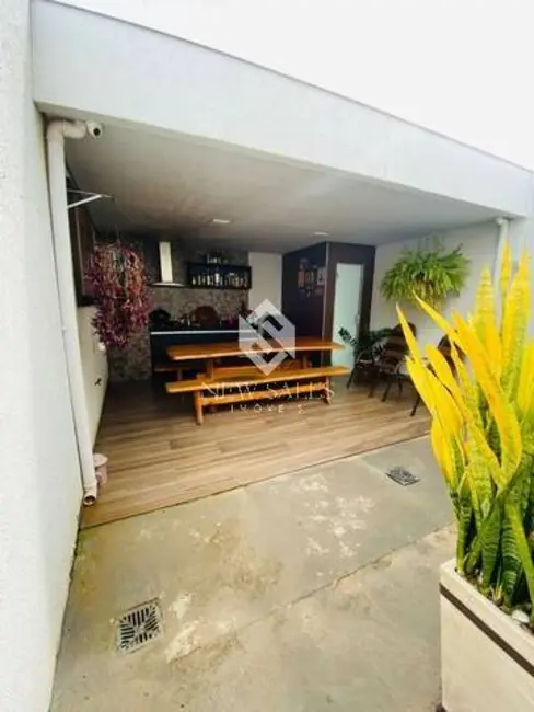 Foto 2 de Apartamento com 2 quartos à venda, 150m2 em Parque das Flores, Goiania - GO