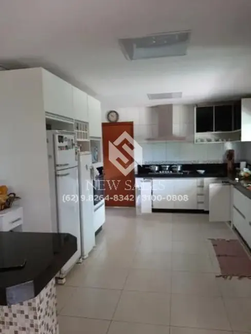Foto 3 de Casa com 4 quartos à venda, 630m2 em Goiania - GO