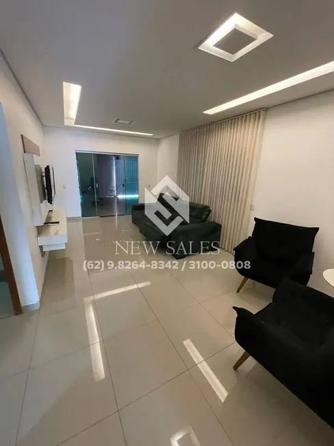 Foto 2 de Casa com 4 quartos à venda, 405m2 em Residencial Cidade Verde, Goiania - GO