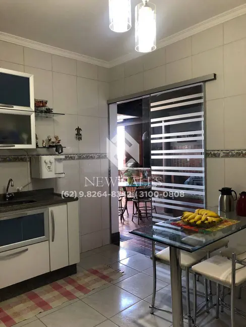 Foto 3 de Casa com 3 quartos à venda, 320m2 em Vila Brasília, Aparecida De Goiania - GO