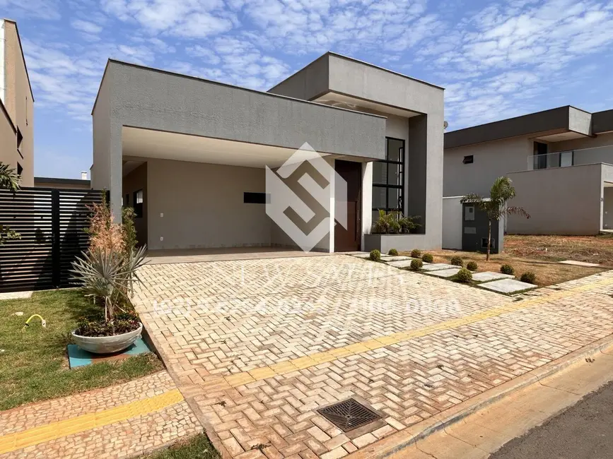Foto 1 de Casa com 3 quartos à venda, 156m2 em Residencial Marília, Senador Canedo - GO