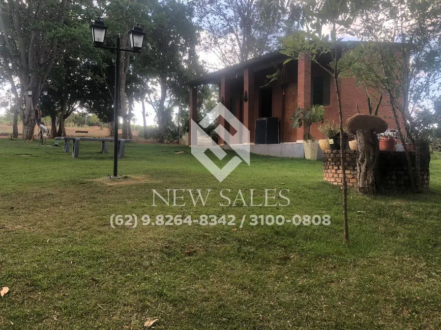 Foto 5 de Chácara com 2 quartos à venda, 11100m2 em Setor Central, Piracanjuba - GO