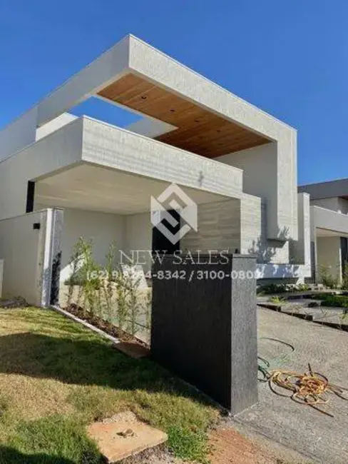 Foto 2 de Casa de Condomínio com 4 quartos à venda, 220m2 em Senador Canedo - GO