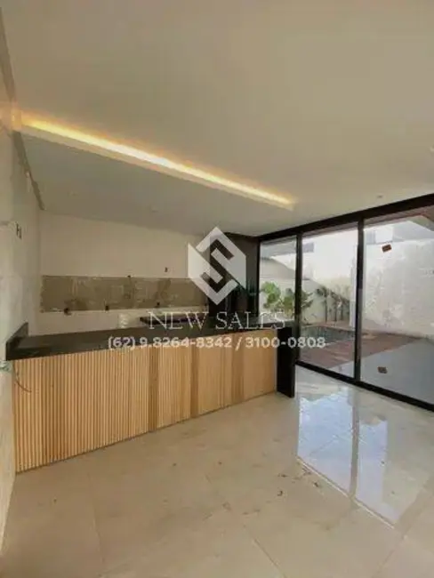 Casa de Condomínio com 4 quartos à venda, 220m2 em Senador Canedo - GO - imagem 5 Foto 5 de Casa de Condomínio com 4 quartos à venda, 220m2 em Senador Canedo - GO