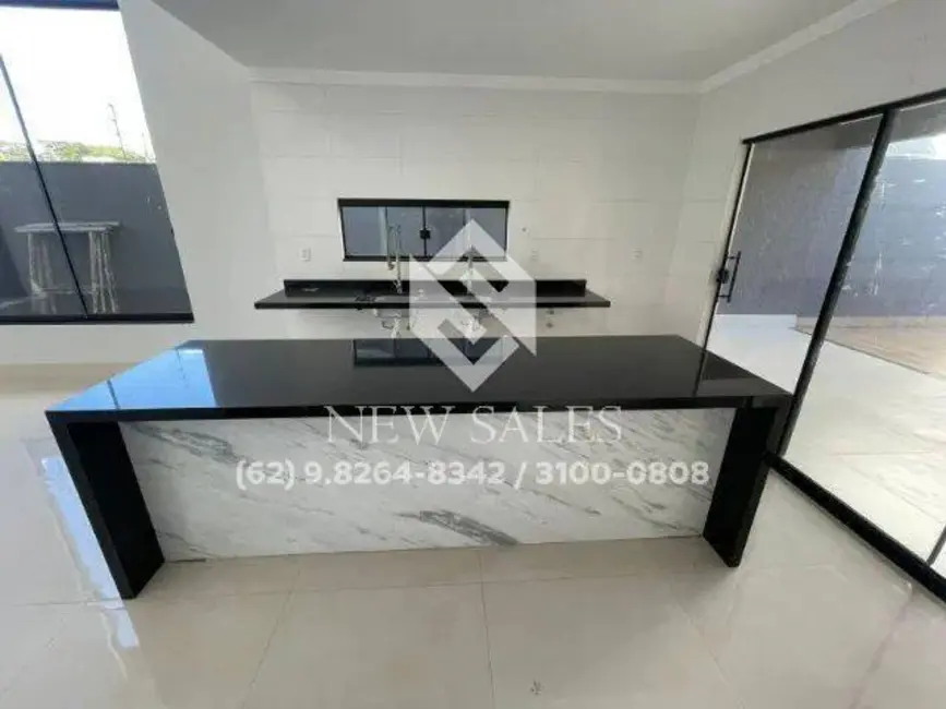 Foto 3 de Casa com 3 quartos à venda, 360m2 em Goiânia 2, Goiania - GO