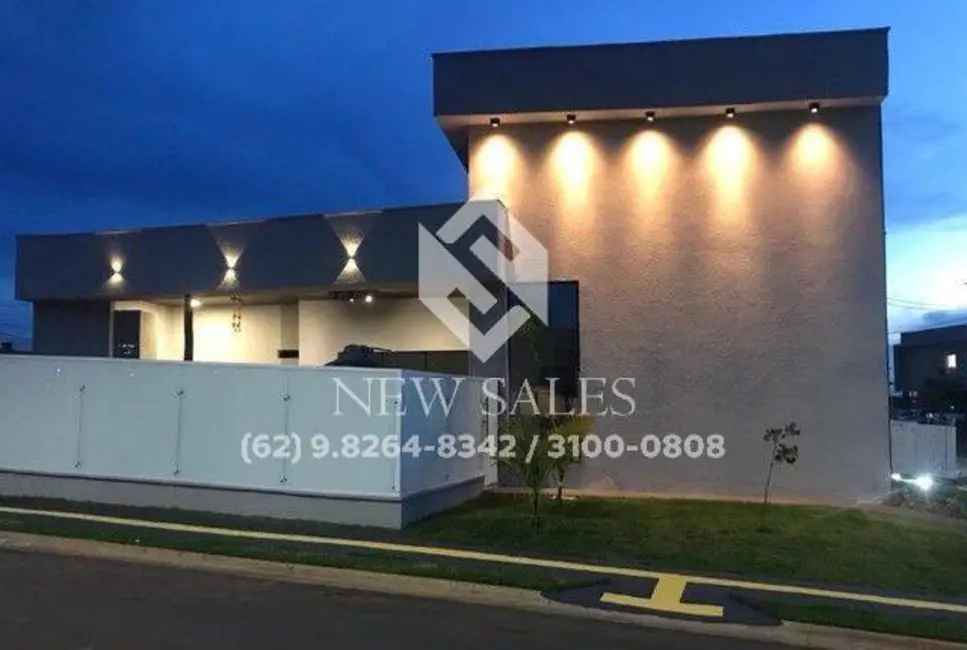 Foto 1 de Casa de Condomínio com 3 quartos à venda, 200m2 em Senador Canedo - GO