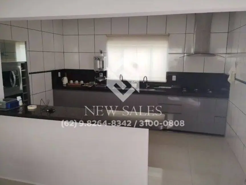 Foto 2 de Casa com 3 quartos à venda, 210m2 em Residencial Solar Bougainville, Goiania - GO