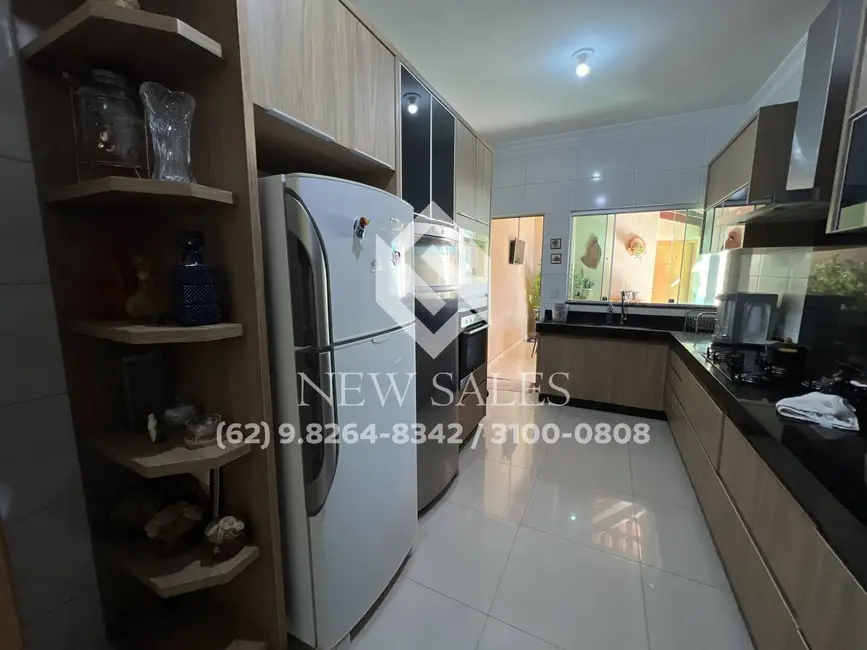 Foto 1 de Casa com 4 quartos à venda, 108m2 em Jardim Helvécia, Aparecida De Goiania - GO