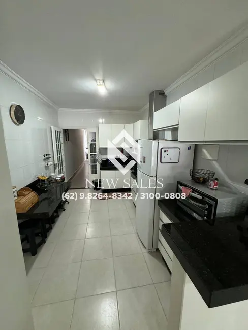 Foto 1 de Casa com 3 quartos à venda, 210m2 em Jardim Atlântico, Goiania - GO