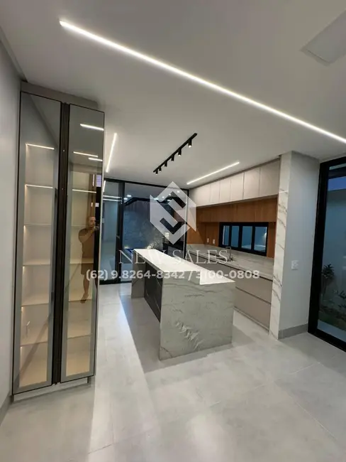 Casa com 3 quartos à venda, 180m2 em Senador Canedo - GO - imagem 4 Foto 4 de Casa com 3 quartos à venda, 180m2 em Senador Canedo - GO