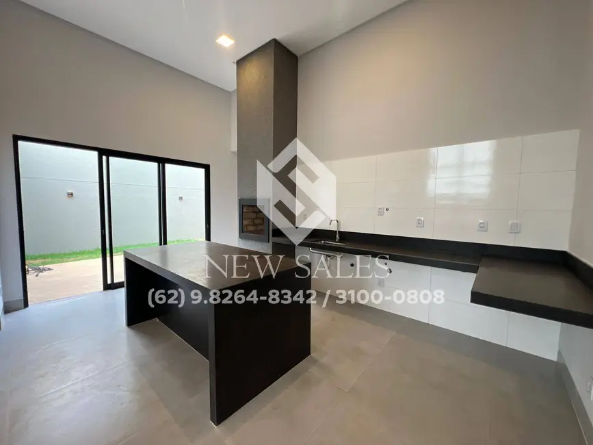 Foto 3 de Casa com 3 quartos à venda, 132m2 em Senador Canedo - GO