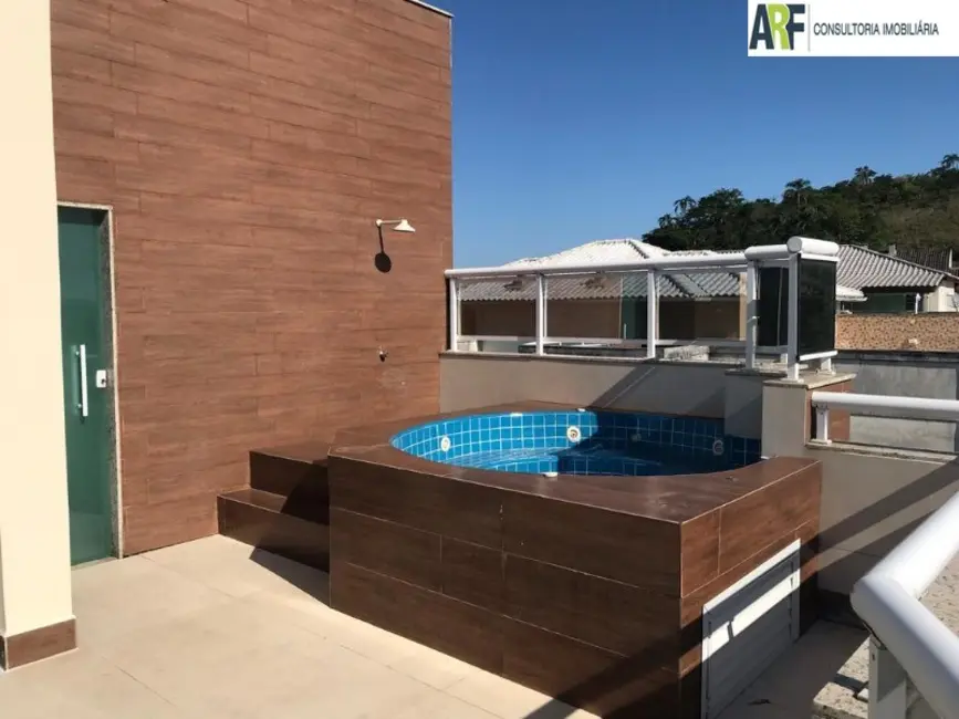 Foto 1 de Casa com 3 quartos à venda, 153m2 em Mangaratiba - RJ