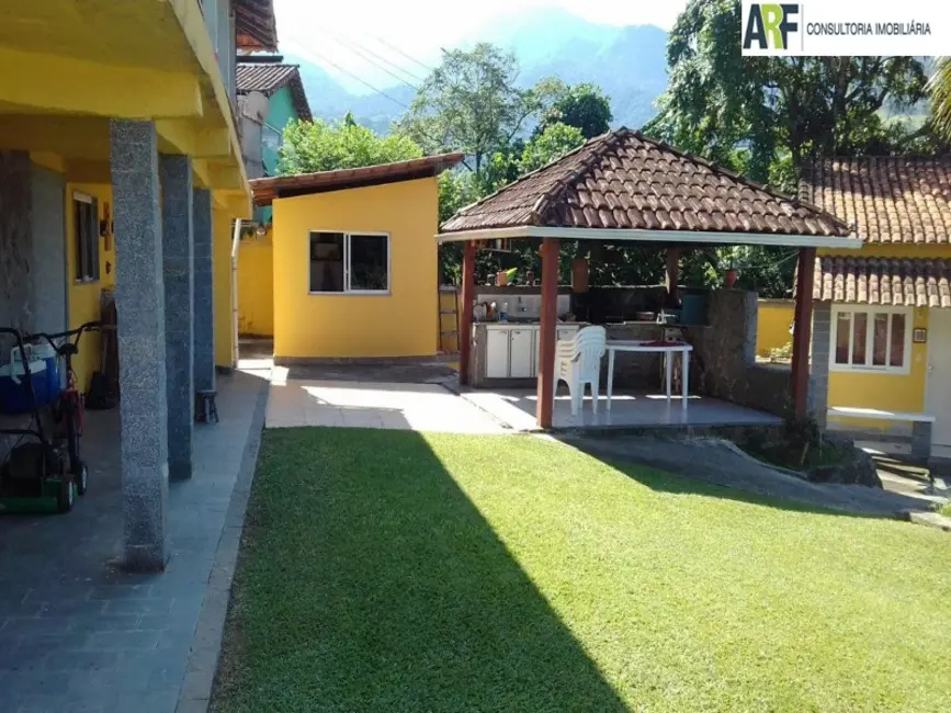 Casa com 2 quartos à venda, 157m2 em Mangaratiba - RJ - imagem 8 Foto 8 de Casa com 2 quartos à venda, 157m2 em Mangaratiba - RJ