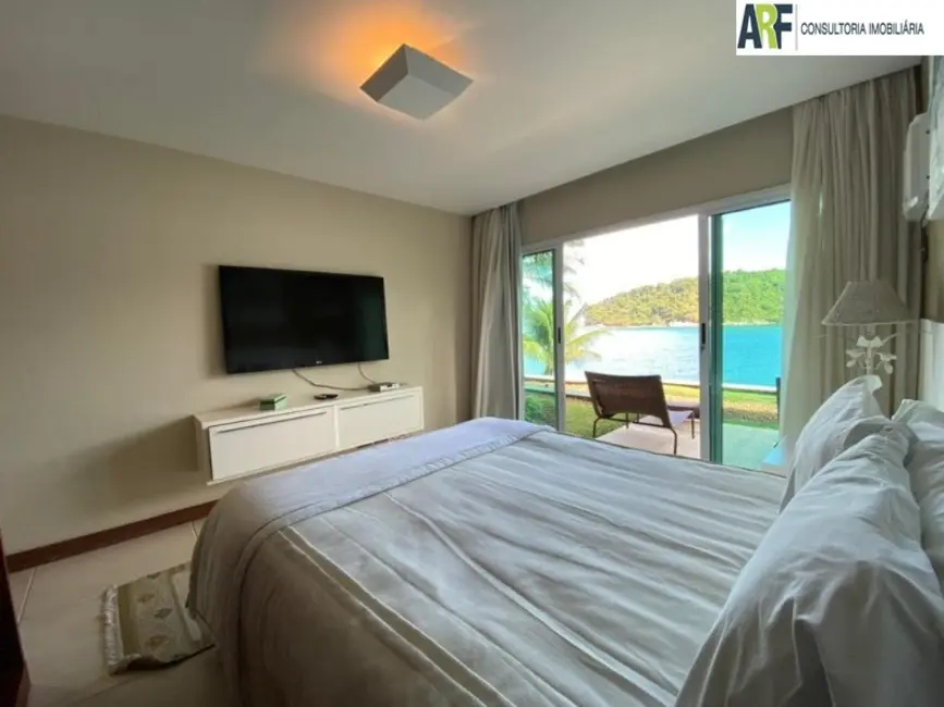 Casa com 6 quartos à venda, 238m2 em Mangaratiba - RJ - imagem 9 Foto 9 de Casa com 6 quartos à venda, 238m2 em Mangaratiba - RJ