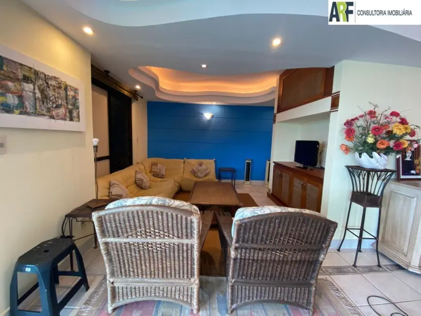 Foto 8 de Apartamento com 5 quartos à venda, 208m2 em Mangaratiba - RJ