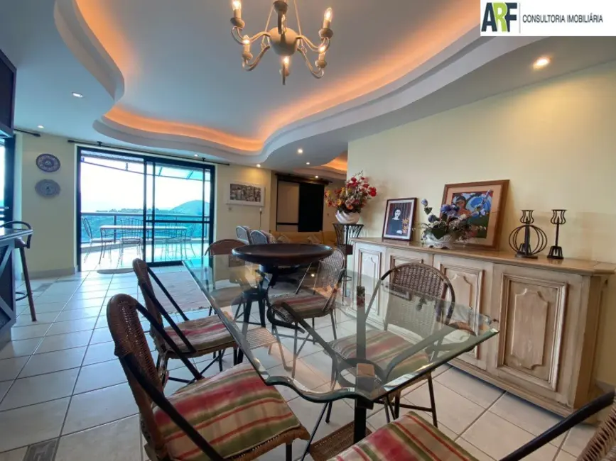 Foto 7 de Apartamento com 5 quartos à venda, 208m2 em Mangaratiba - RJ