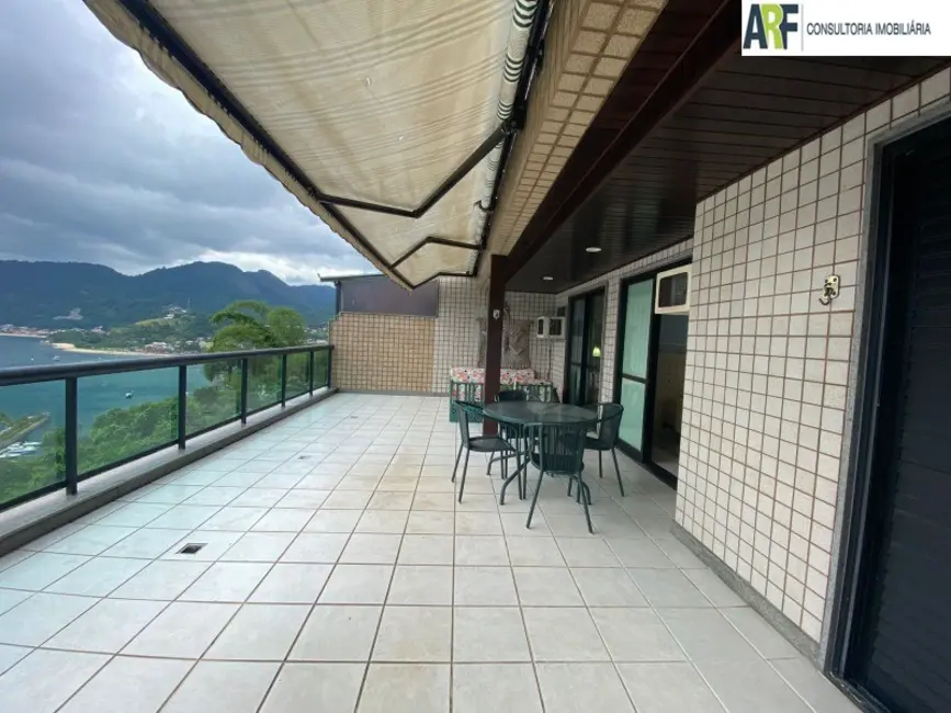 Foto 4 de Apartamento com 5 quartos à venda, 208m2 em Mangaratiba - RJ