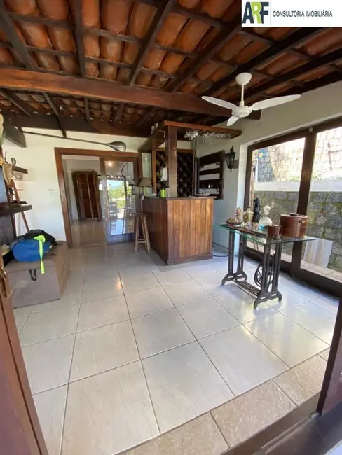Foto 4 de Casa com 4 quartos à venda, 1500m2 em Vila Velha, Angra Dos Reis - RJ