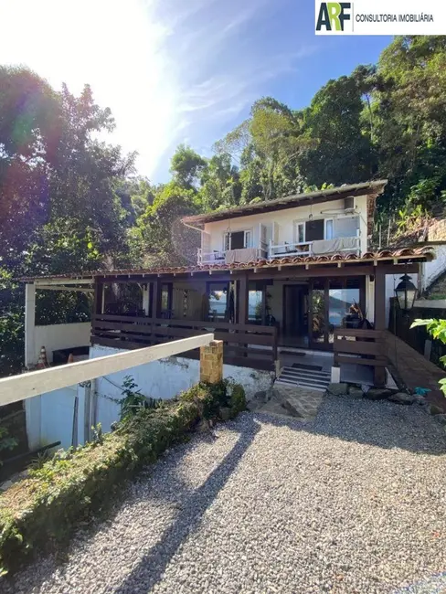 Foto 1 de Casa com 4 quartos à venda, 1500m2 em Vila Velha, Angra Dos Reis - RJ