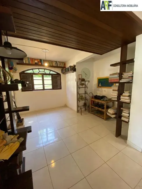 Foto 9 de Casa com 4 quartos à venda, 1500m2 em Vila Velha, Angra Dos Reis - RJ