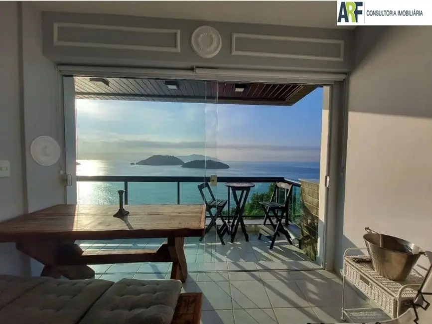 Foto 1 de Apartamento com 2 quartos à venda, 85m2 em Mangaratiba - RJ