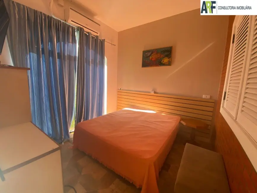 Sala Comercial com 5 quartos à venda, 1400m2 em Centro, Mangaratiba - RJ - imagem 9 Foto 9 de Sala Comercial com 5 quartos à venda, 1400m2 em Centro, Mangaratiba - RJ